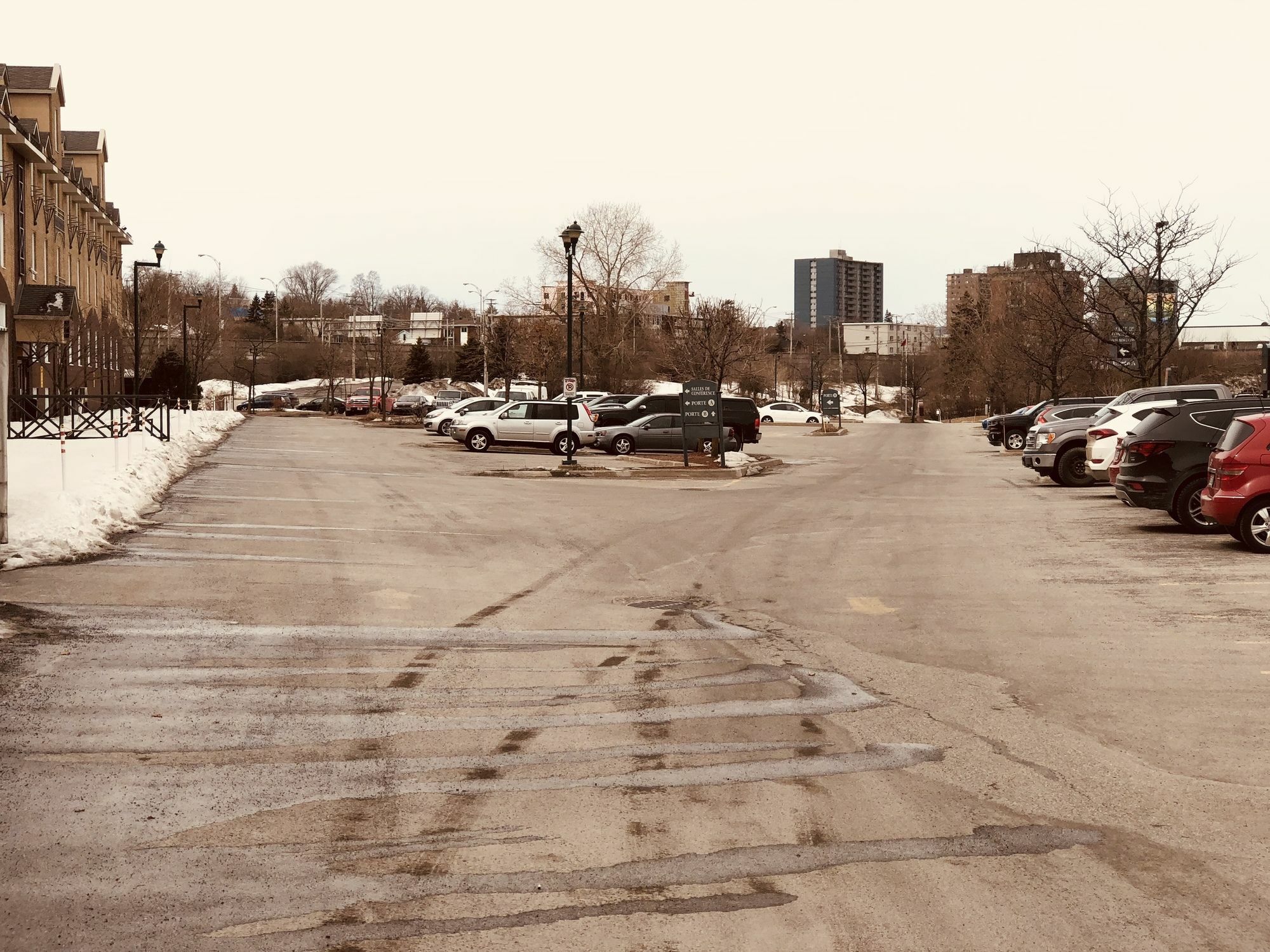 Hotel Ramada Plaza By Wyndham Gatineau/Manoir Du Casino Zewnętrze zdjęcie